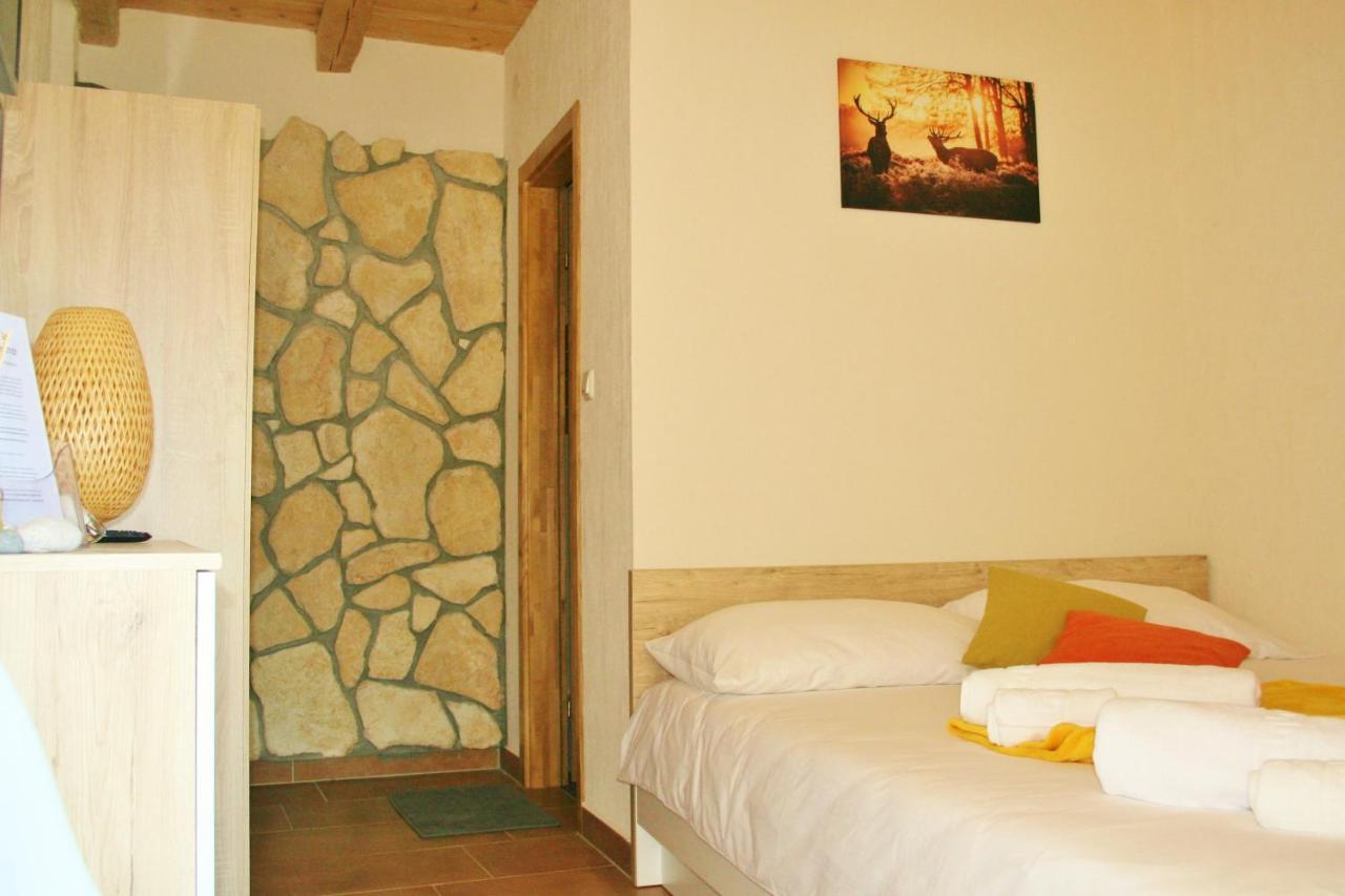 Boutique B&B Agroturizam Sv. Juraj Vrh  Buitenkant foto