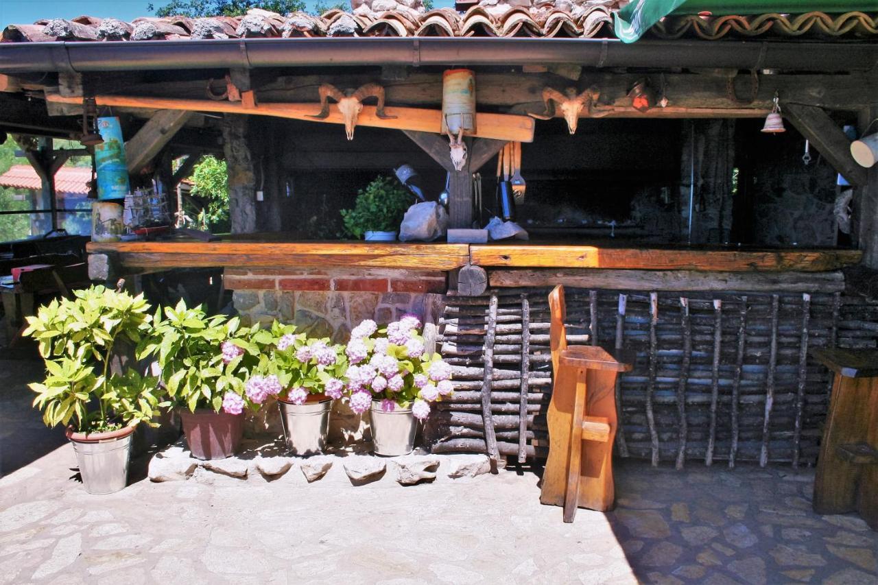 Boutique B&B Agroturizam Sv. Juraj Vrh  Buitenkant foto